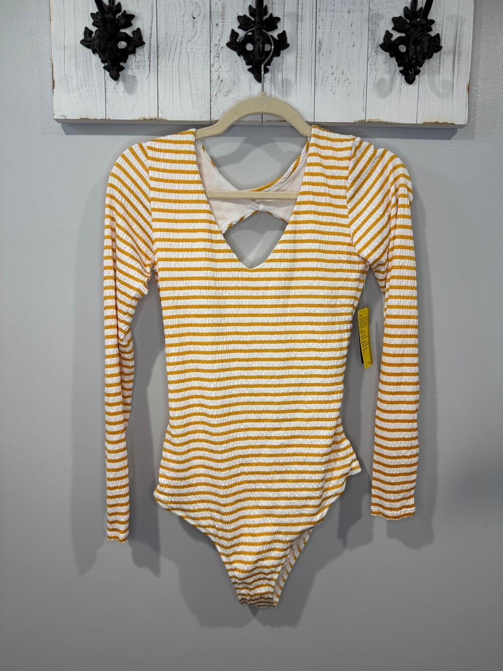 Body Glove Chloe Paddle Suit One Piece Swimsuit Stripe NWT Size Large